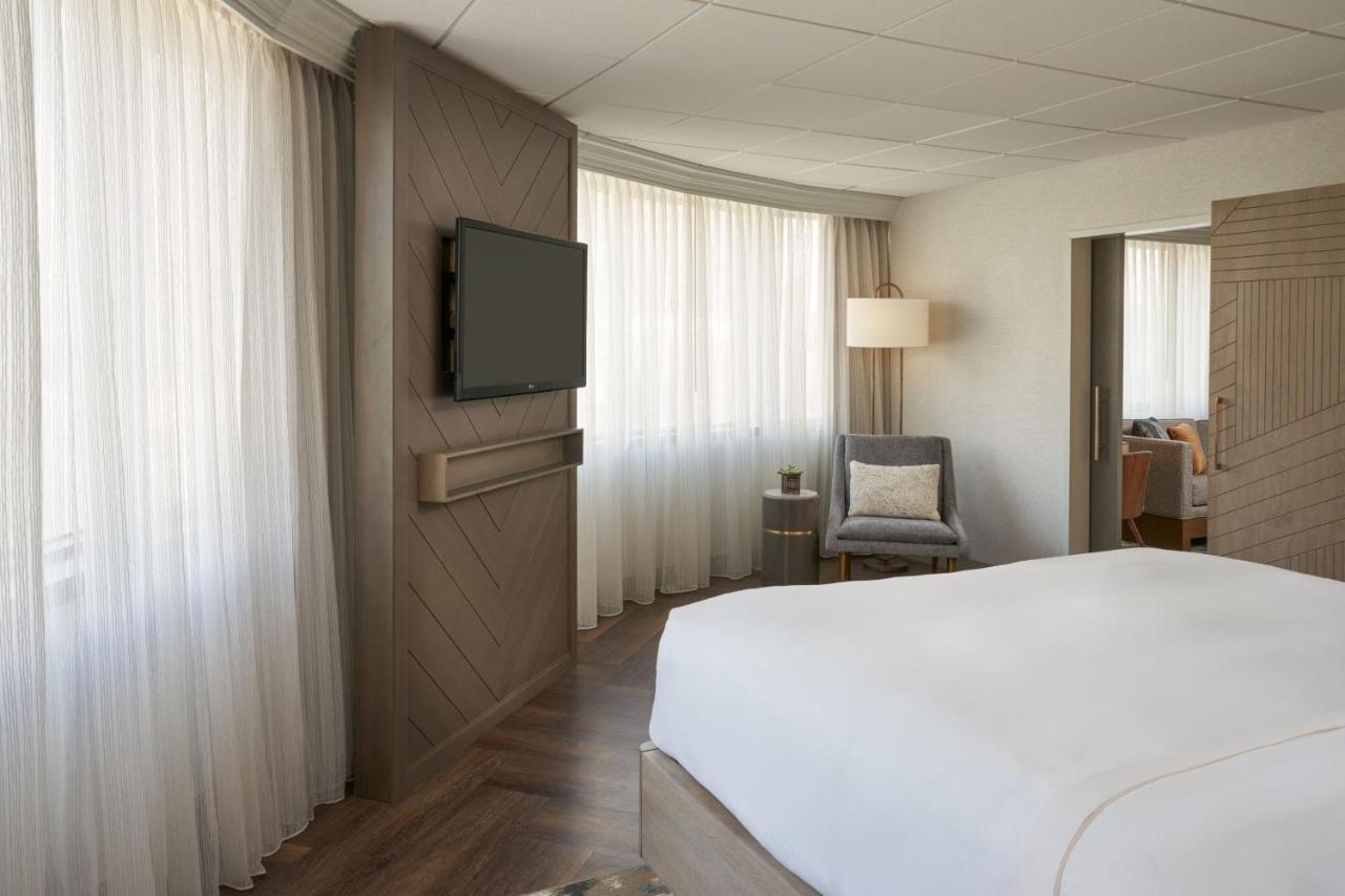 Отель The Westin Индианаполис Экстерьер фото