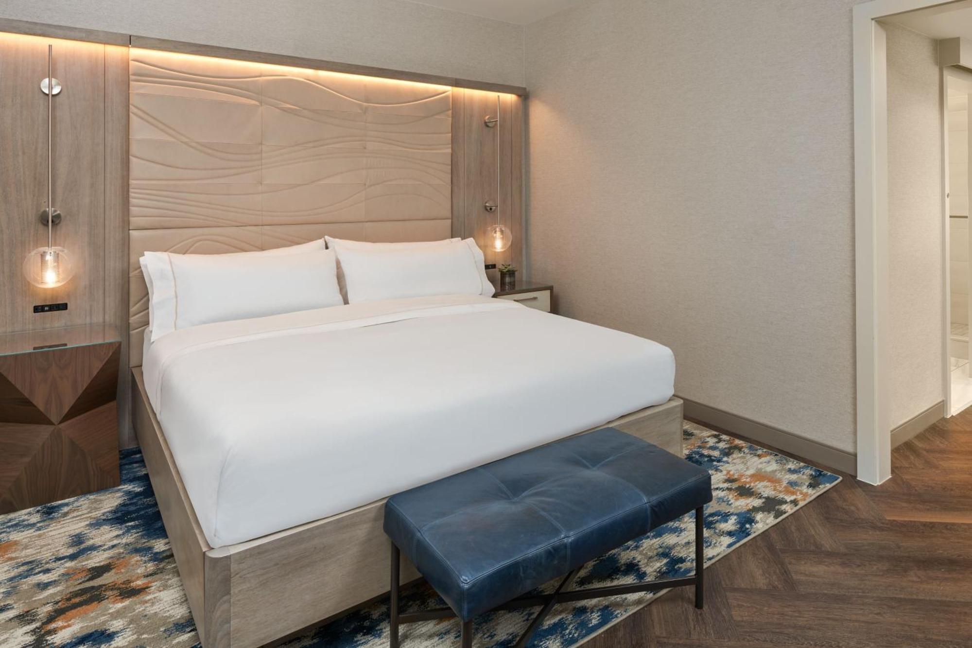 Отель The Westin Индианаполис Экстерьер фото